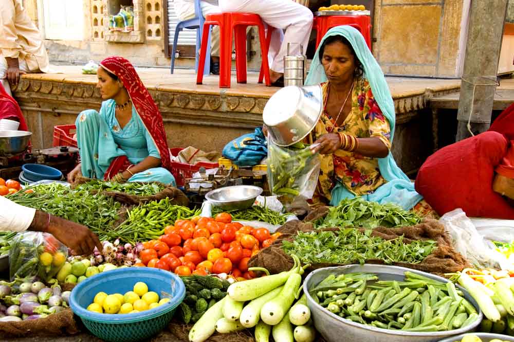 India - Jaisalmer - vendedores de verdura - 2009